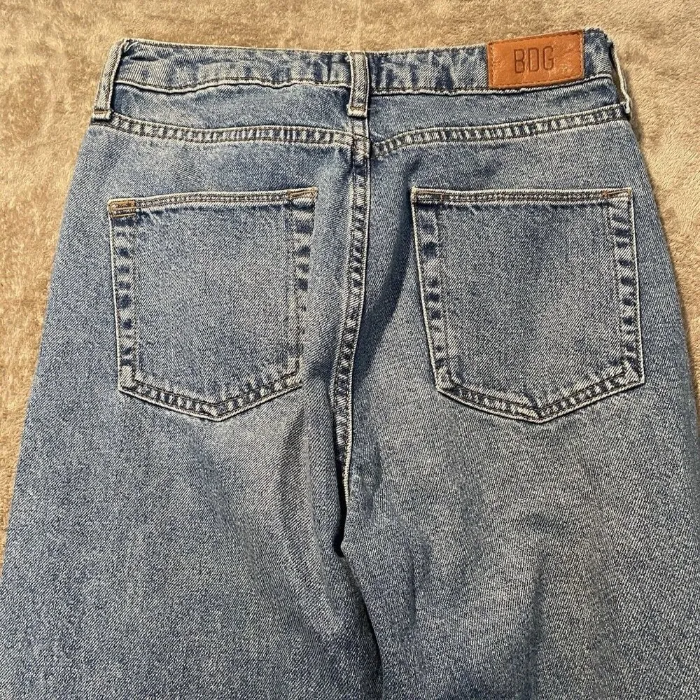 BDG Jeans Size 25 Womens Urban Outfitters Mom Blue Tapered Skinny Medium Wash - Image 5