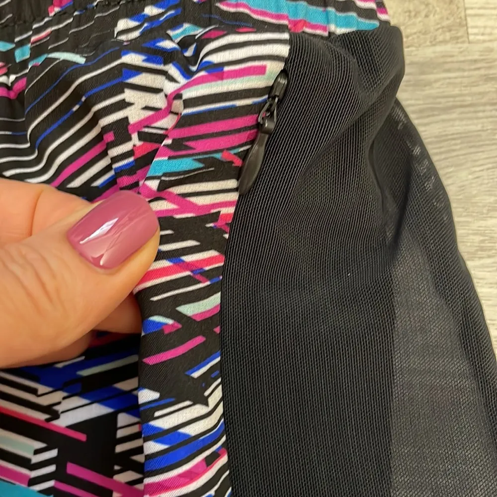 Multi-Color Elastic Waist Running Shorts With Zip Side Pockets Size XS - Image 3