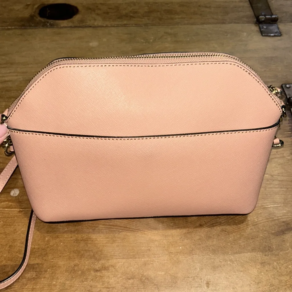 Calvin Klein  Blush Pink Crossbody Geometric Pattern & Gold Hardware - Image 4