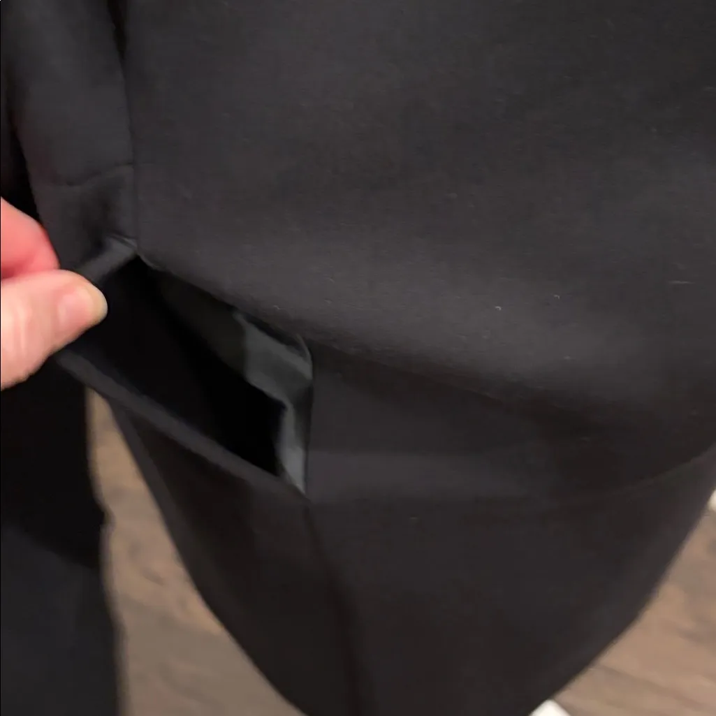 Spanx Air Essentials Crewneck Dress With Pockets Sz M - Image 9