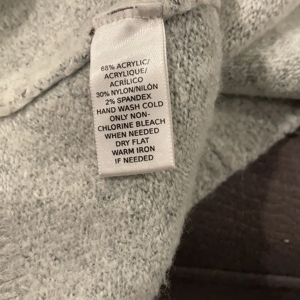 ANN TAYLOR LOFT Italian Yarn Light Gray soft thick Short Sleeve Sweater Size MP - Image 7