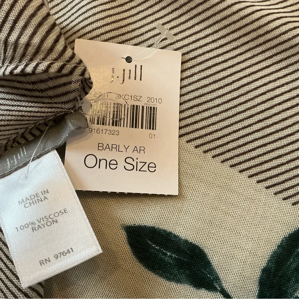 J.Jill floral printed boho square scarf 39x39 - Image 5