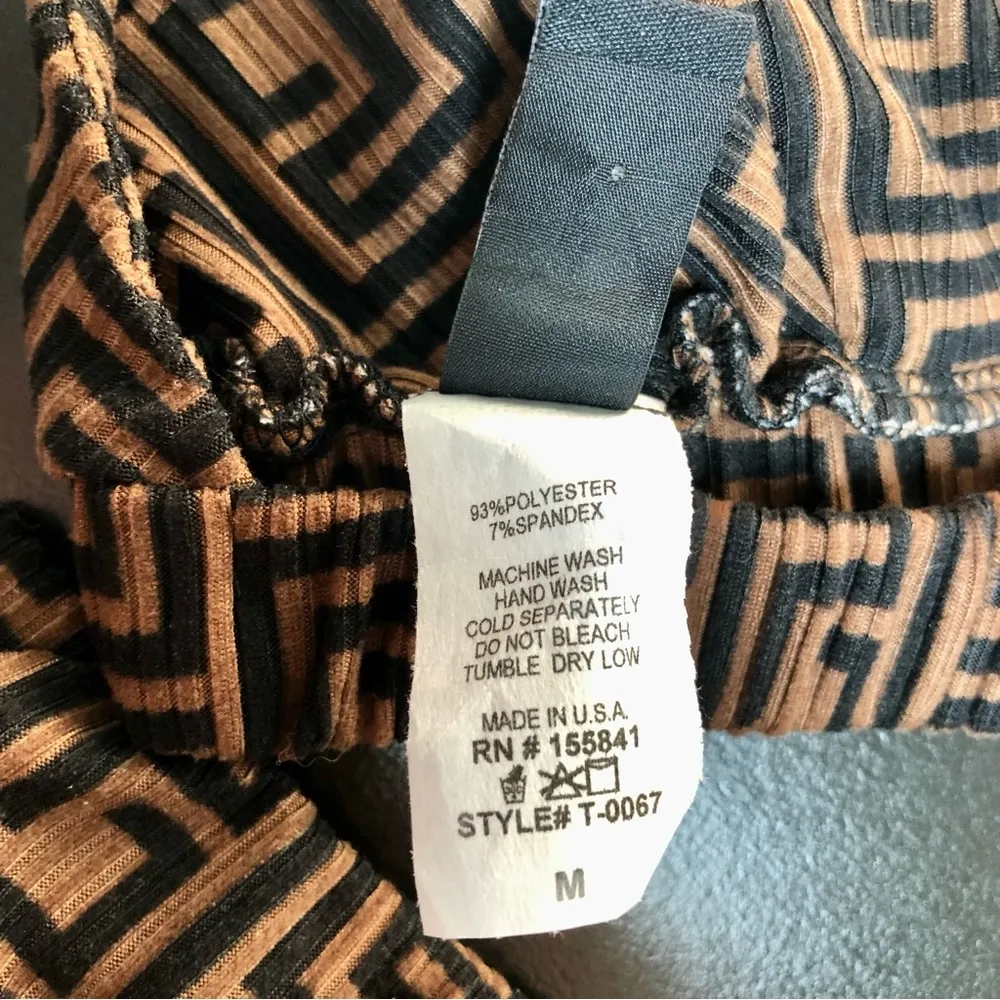 NWOT Windsor Greek Mystique 2 Piece Set Biker Short & Bra top size M / bottom L - Image 12