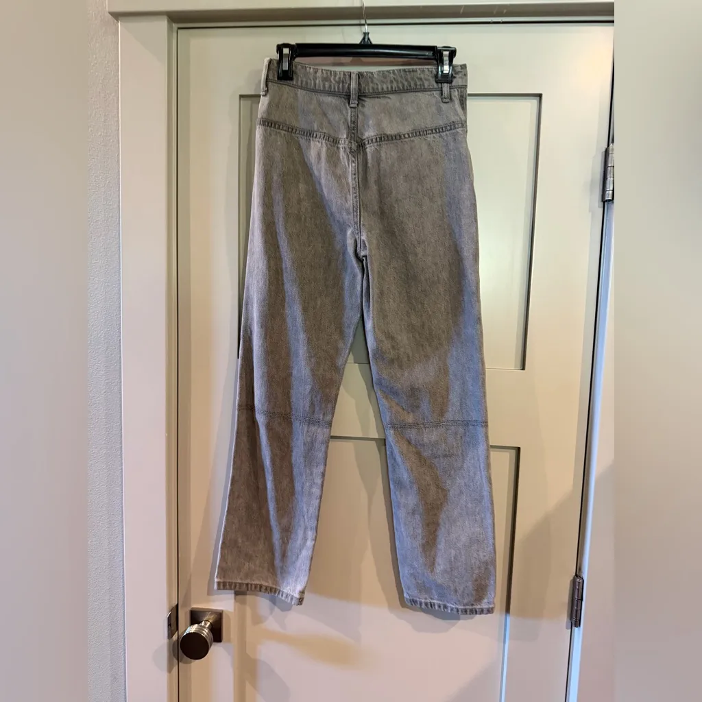 Urban Outfitters BDG Gray Cargo Jeans! High Rise Straight leg size 25! So cute! - Image 5