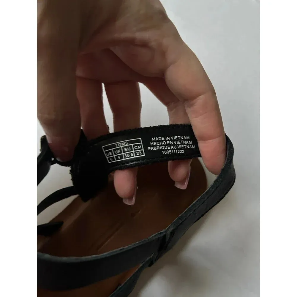 TOMS women’s Strappy Sandals Size W6 - Image 6