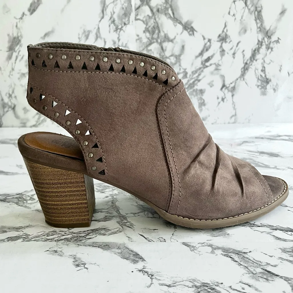 Sonoma Ankle Booties Open Toe Faux Suede 10 Ortholite Block Heel Cutouts Taupe - Image 8