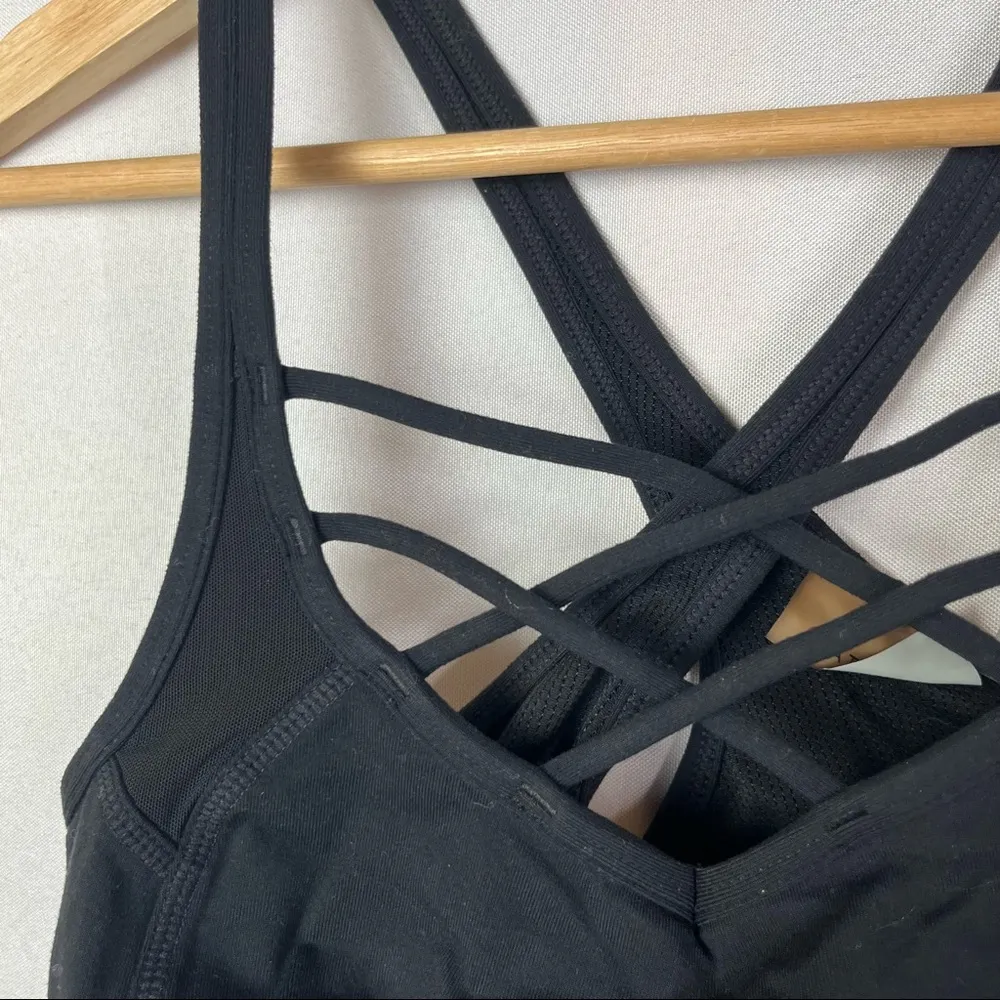 Athleta Black Mind Over Mat Criss Cross Sports Bra XS - Image 5