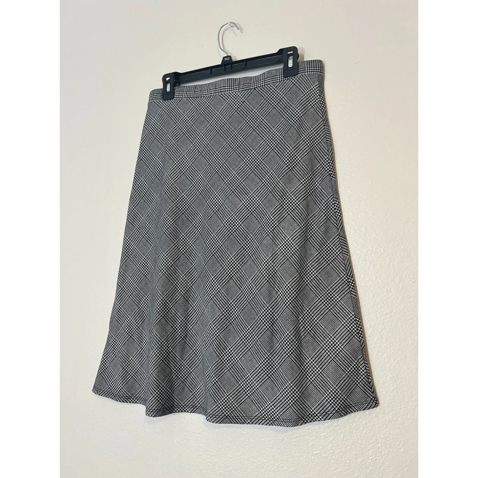 Love Scarlett Houndstooth Skirt Sz M Goth Grunge Dark Academia Skater Preppy Black Size M - Image 4