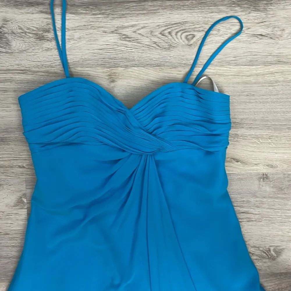 Blue Chiffon Midi Dress w Zip Garment Bag Style: F12284 Size 12 - Image 8