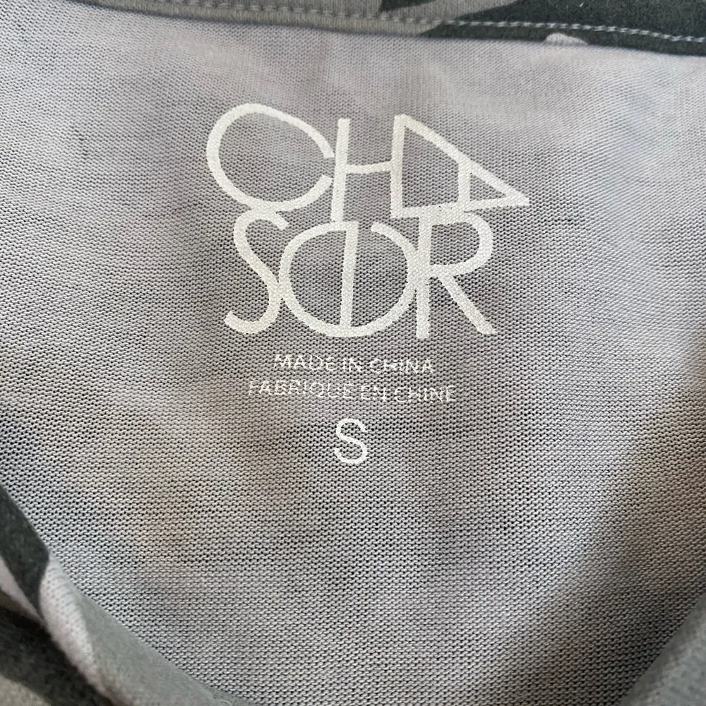 NWT Chaser camo long sleeve top - Image 2