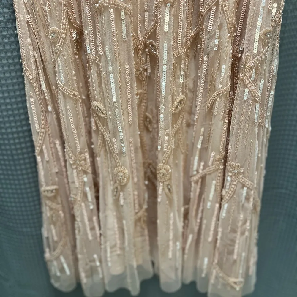 New Mac Duggal 9064 Sequined V Neck Sheath Blush Pink Sleeved Maxi Formal dress - Image 9