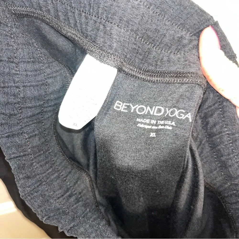 Beyond Yoga Marled Black Jogger Pant - Image 6