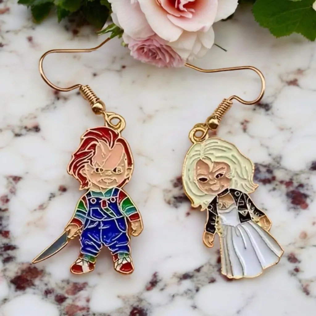 Pair‎ Of Gold Plated Asymmetrical Cartoon Character Earrings Vintage Punk Style - Image 4