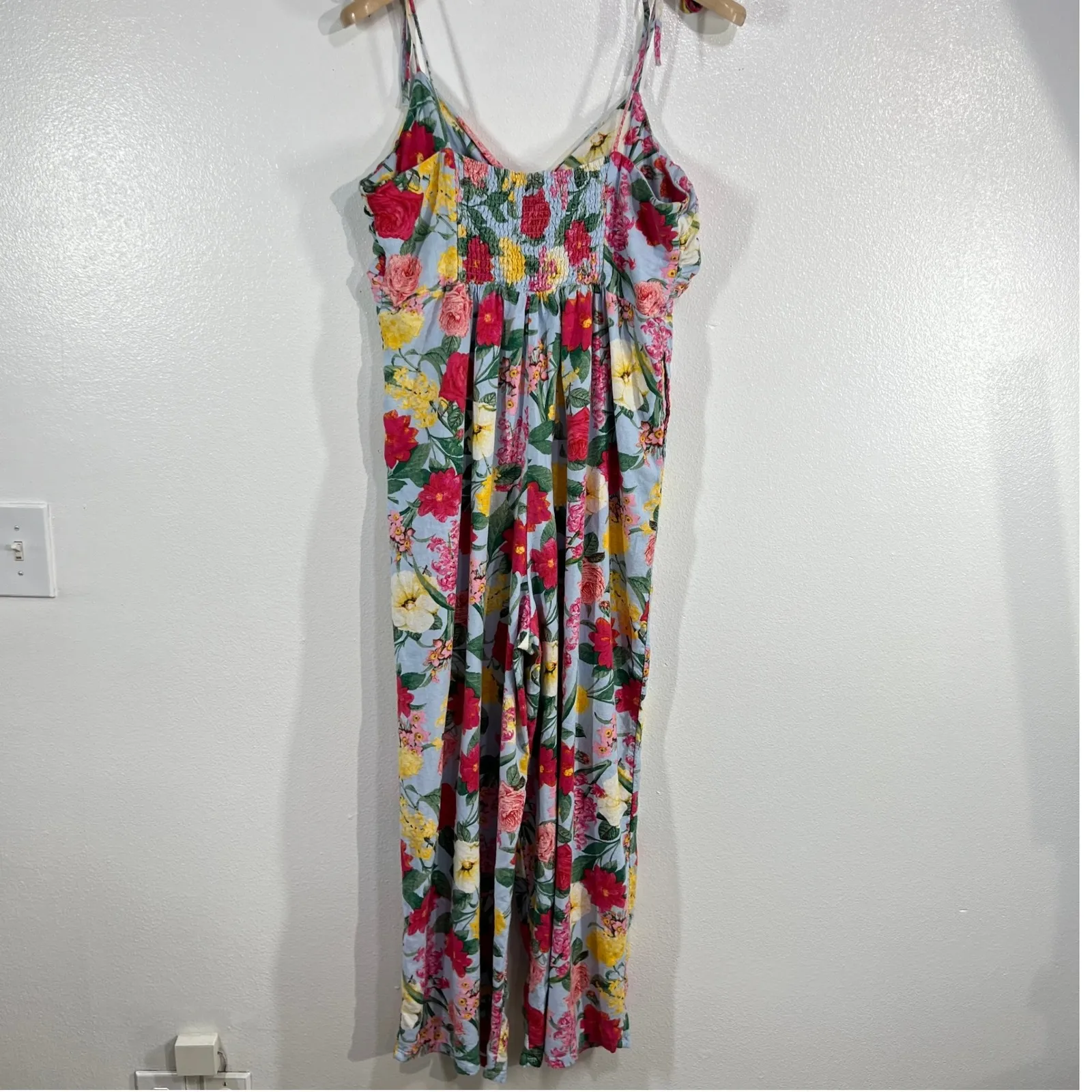 Old Navy Floral Jumpsuit Tie Strap Smocked Back‎ Casual Summer Lightweight L - Image 4
