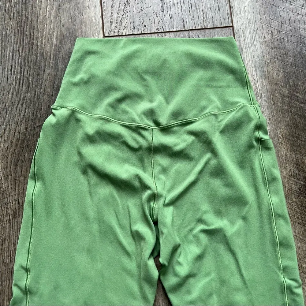Offline by Aerie Real Me 7/8 High Rise Pocket Leggings Kelly Green Size XS - Image 8