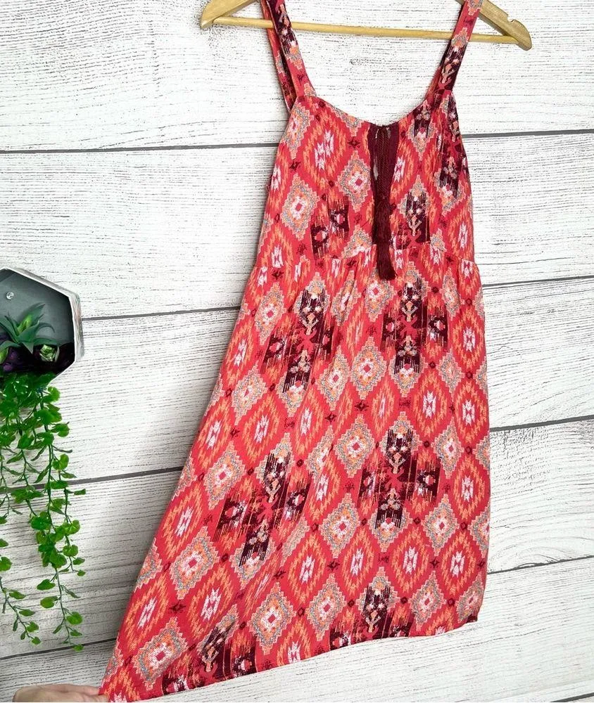Red Boho Patterned Sleeveless Sun Dress Size Medium Casual Summer Travel - Image 2