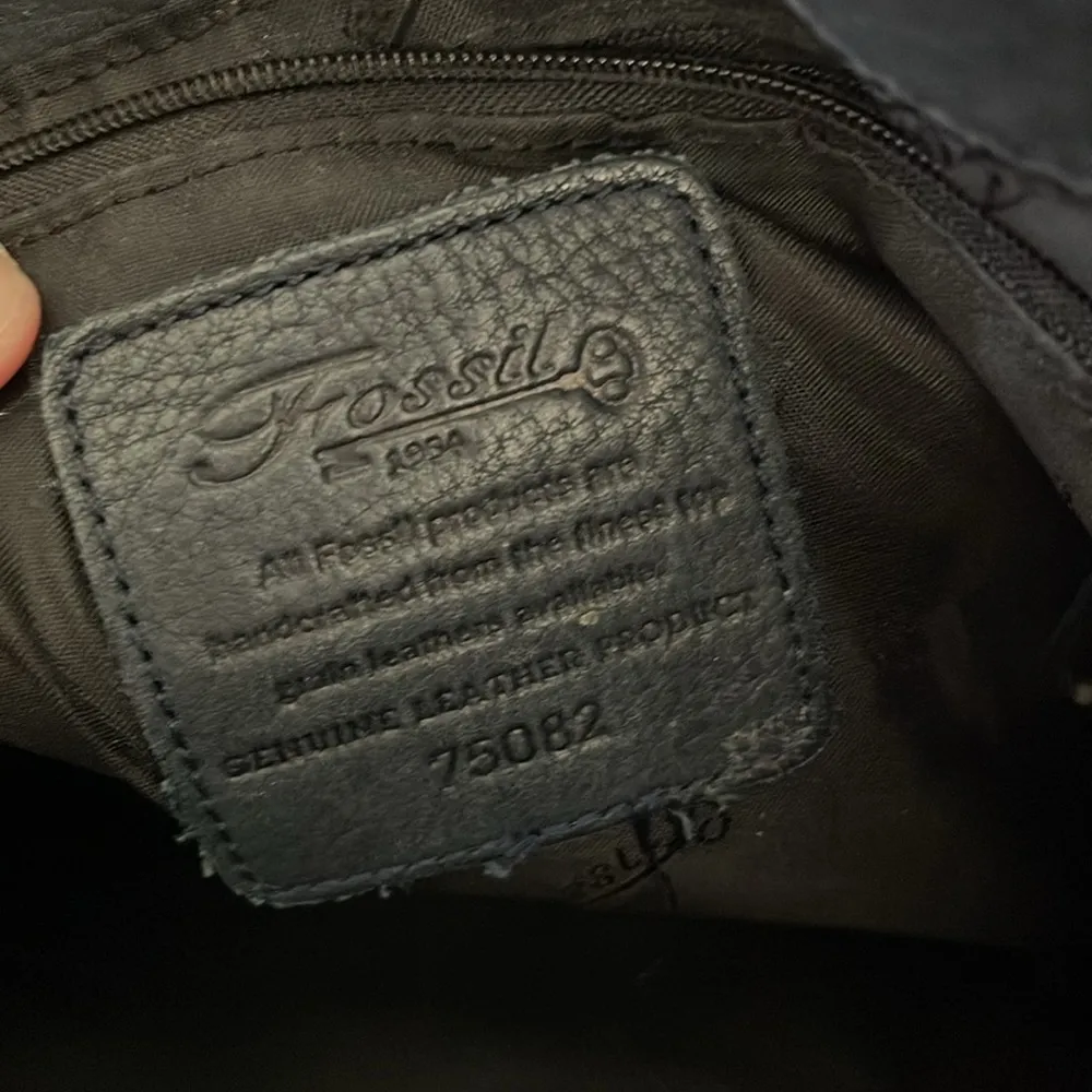 Fossil Black Leather Vintage Crossbody Purse 10"x10"x3.5" - Image 5