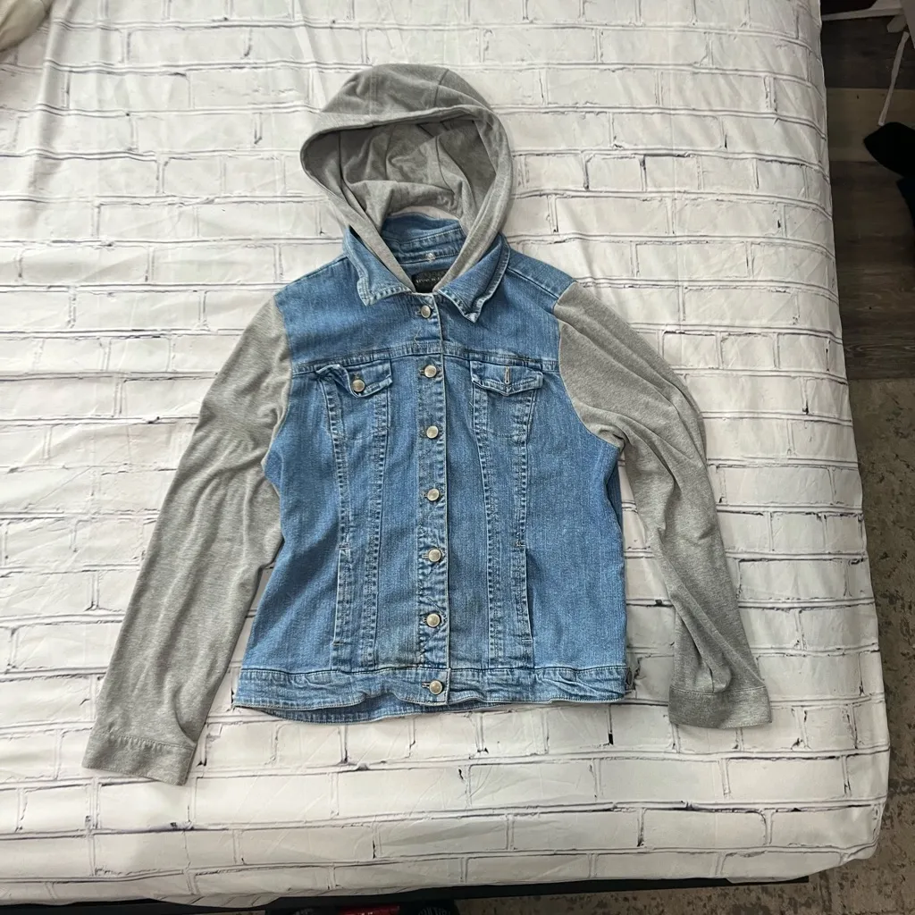 Vintage Live a Little Denim Hoodie Jean Jacket Women’s XL Gray Knit Sleeves Blue - Image 3