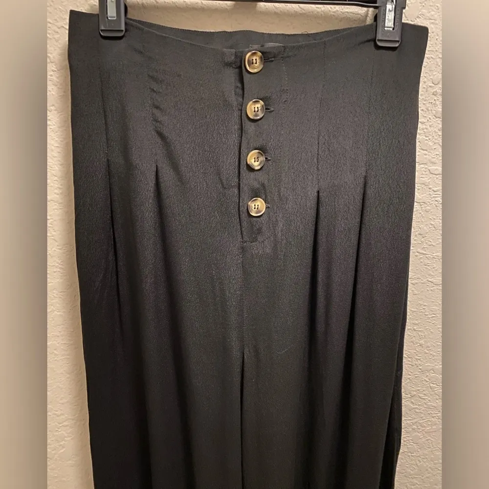 Lulu's Stroll on Over Black Button-Front Wide Leg Pants Size M - Image 7