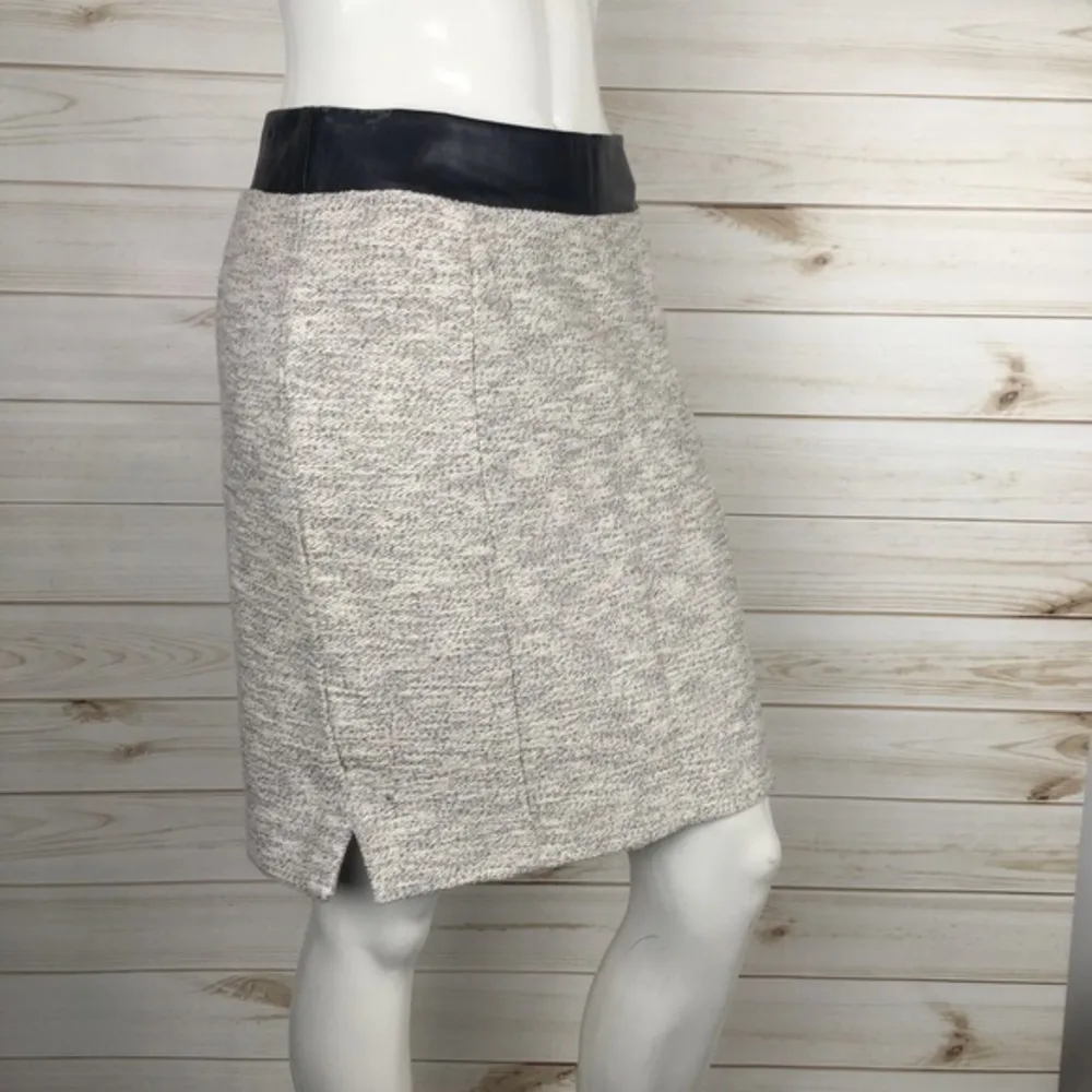 Banana Republic Tweed Skirt w Faux Leather Accents - Image 6