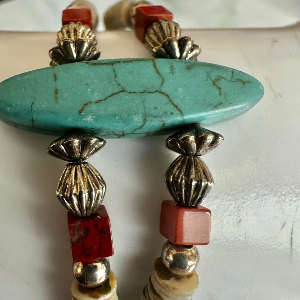 Southwestern Dyed Howlite, Coral & Shell Beaded Bracelet - Image 4