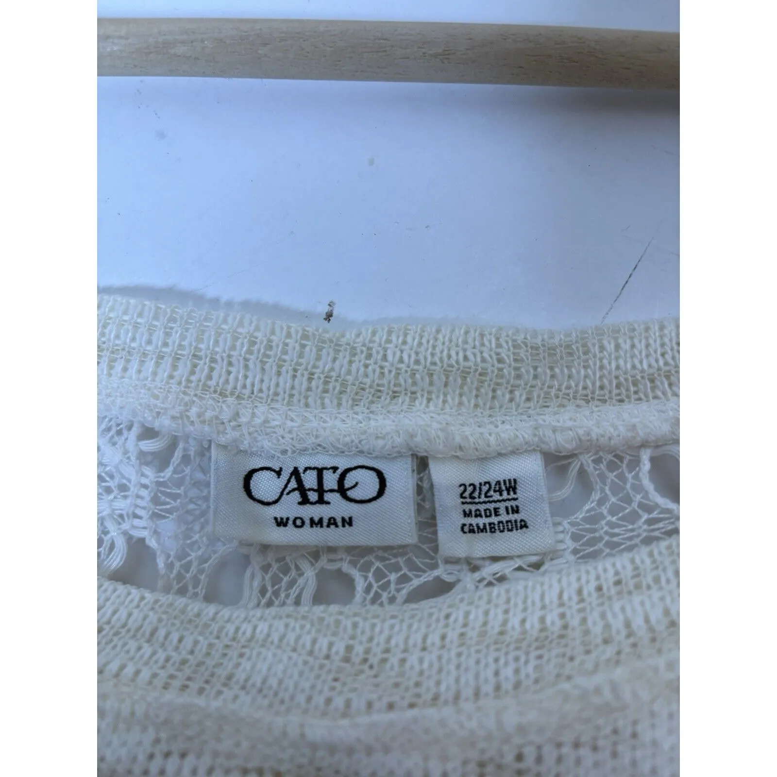 Catos Womens Size 22/24W Sweater Long Sleeved Lace Sides Lightweight Cream Boho - Image 5