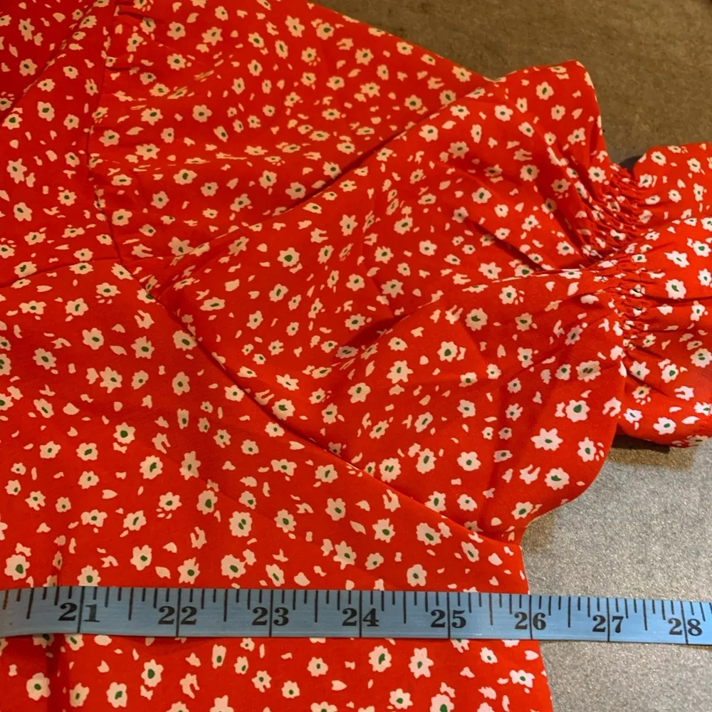 Love, Olive Co Blouse Women's 3X Red floral mock Neck Short Sleeve Top - Image 6