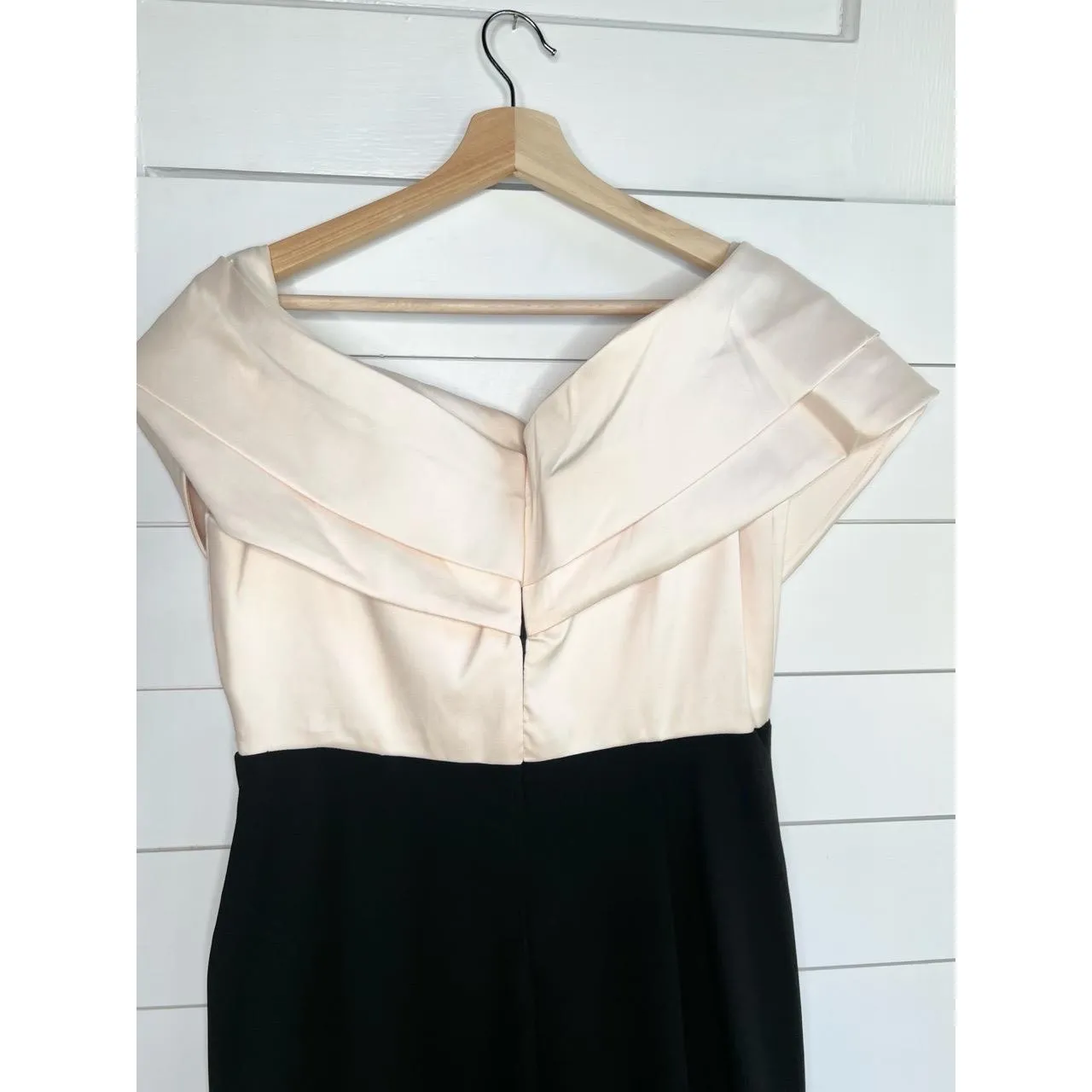 Betsy Adam Black Cream Off The Shoulder Maxi Ruched Evening Gown Dress Petite 14 - Image 9