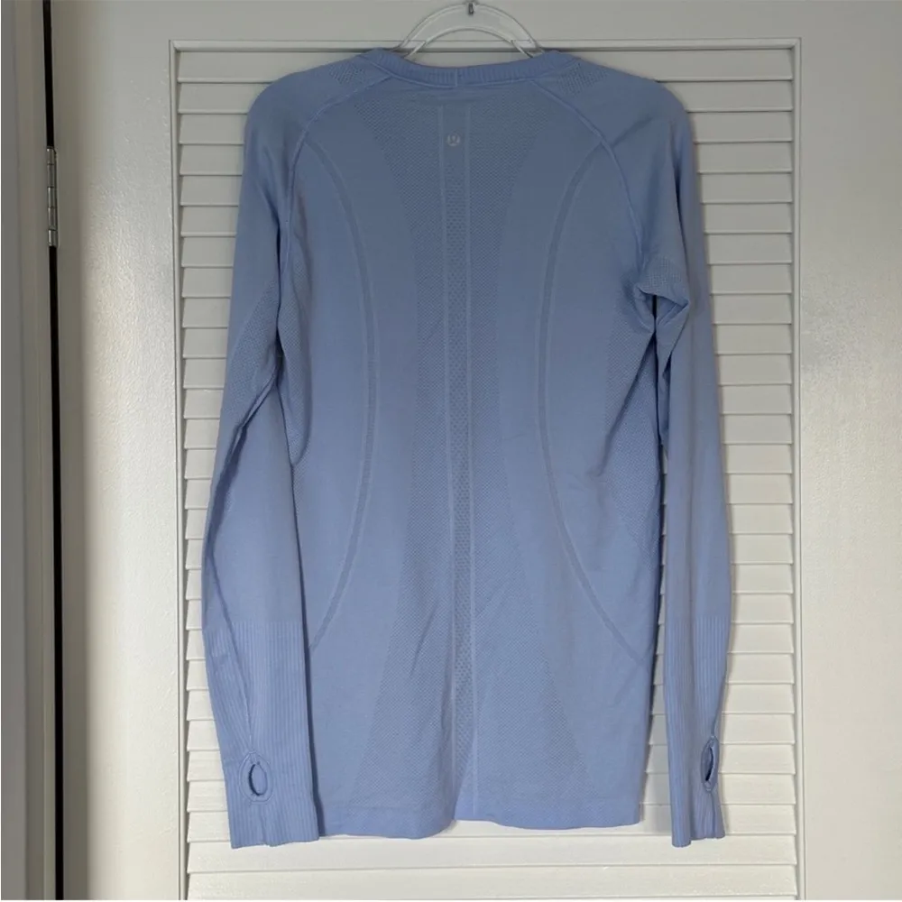 Lululemon Swiftly Tech Long Sleeve Crew
Serene Blue / Serene Blue Size 10 - Image 6