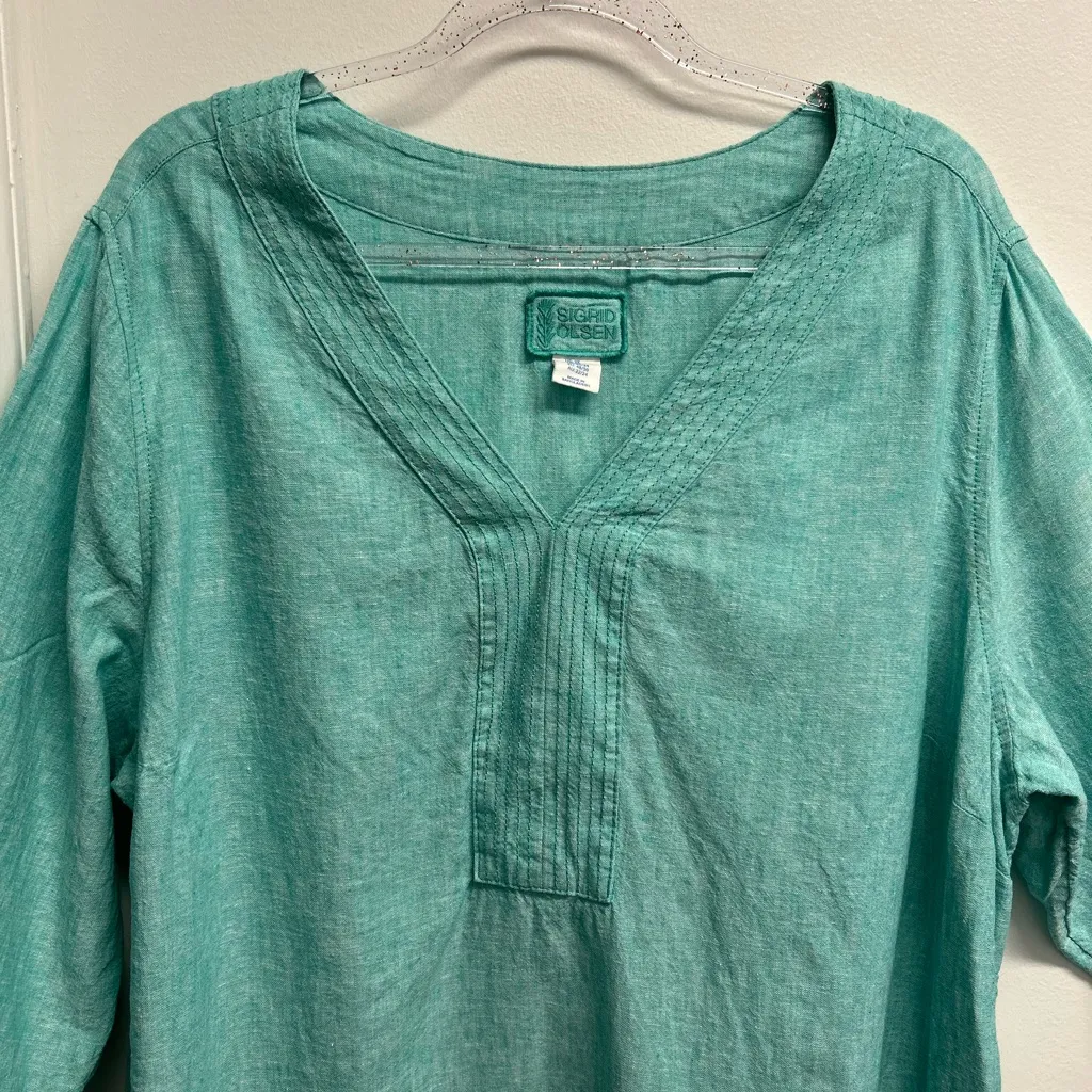 Sigrid Olsen Light Green Linen Coastal Grandma Quiet Luxury V-Neck Tunic Top - Image 2