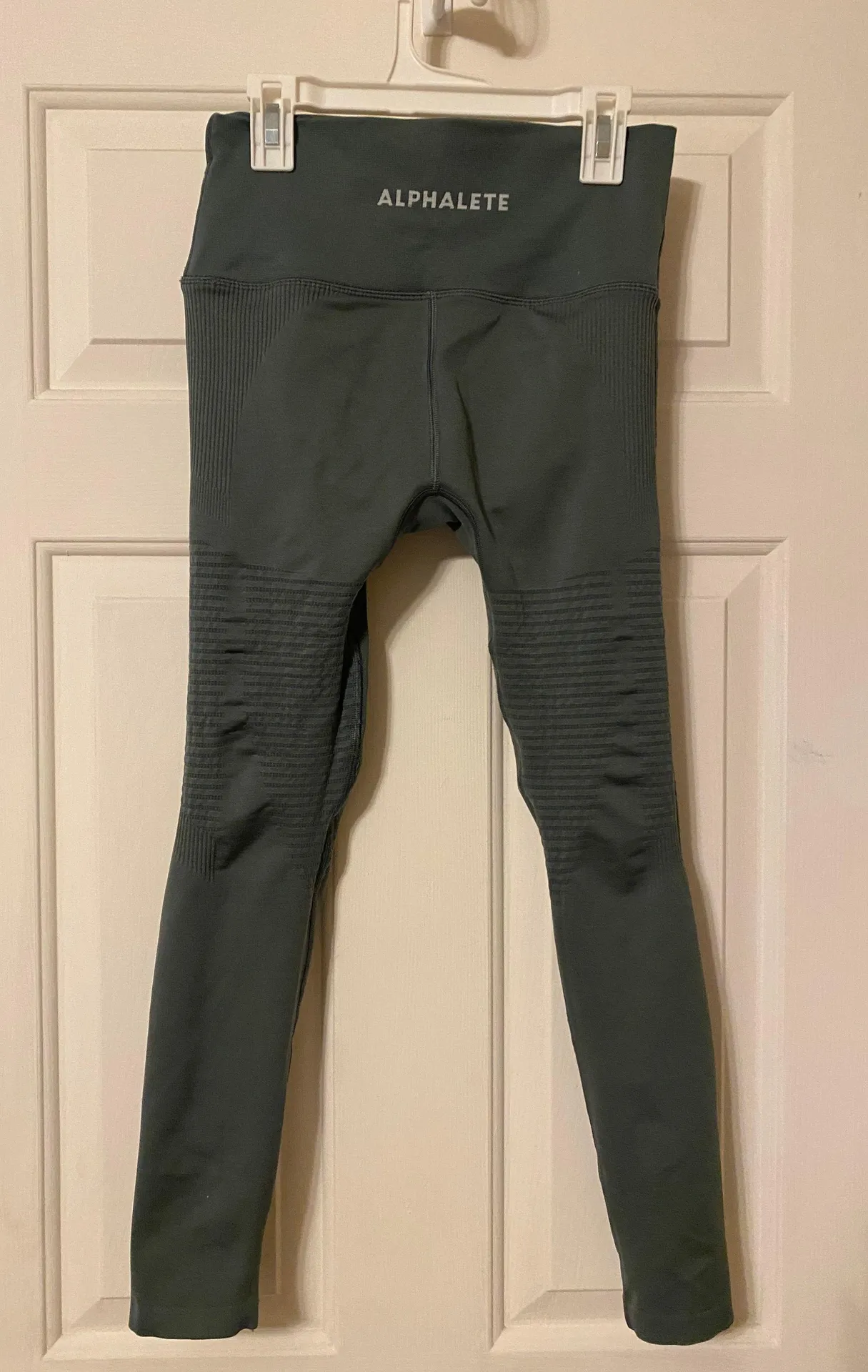 Alphalete Halo Leggings - Image 2