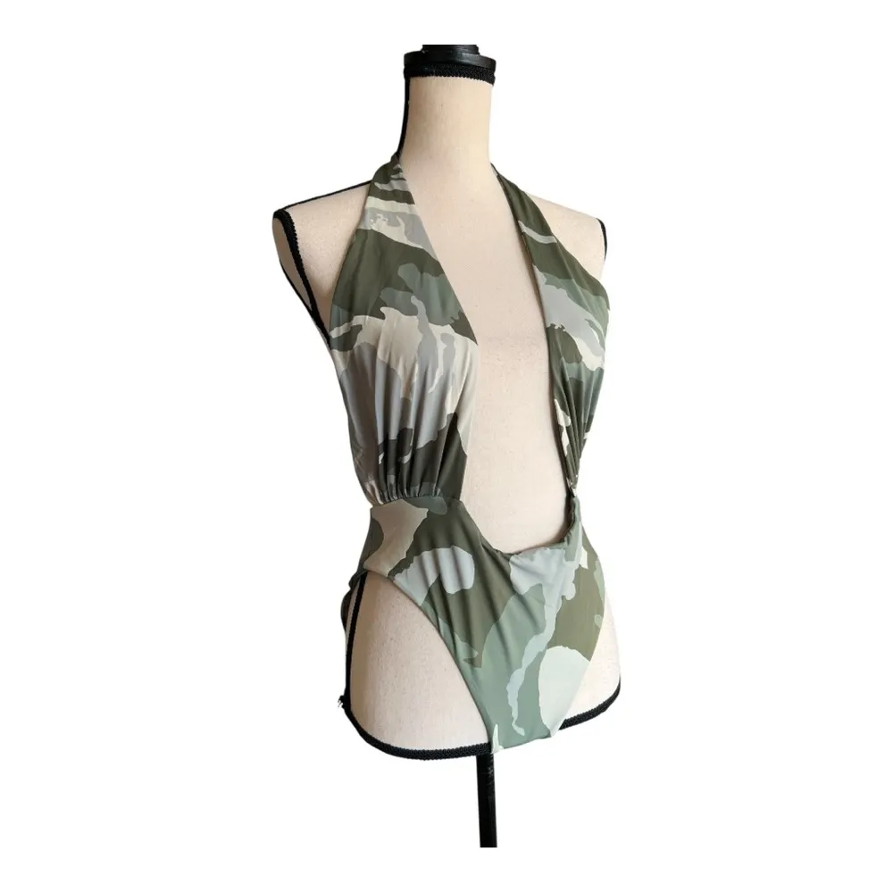 Urban Outfitters Out From Under Lucia Camo Printed Wrap OnePiece Swimsuit Size S - Image 6