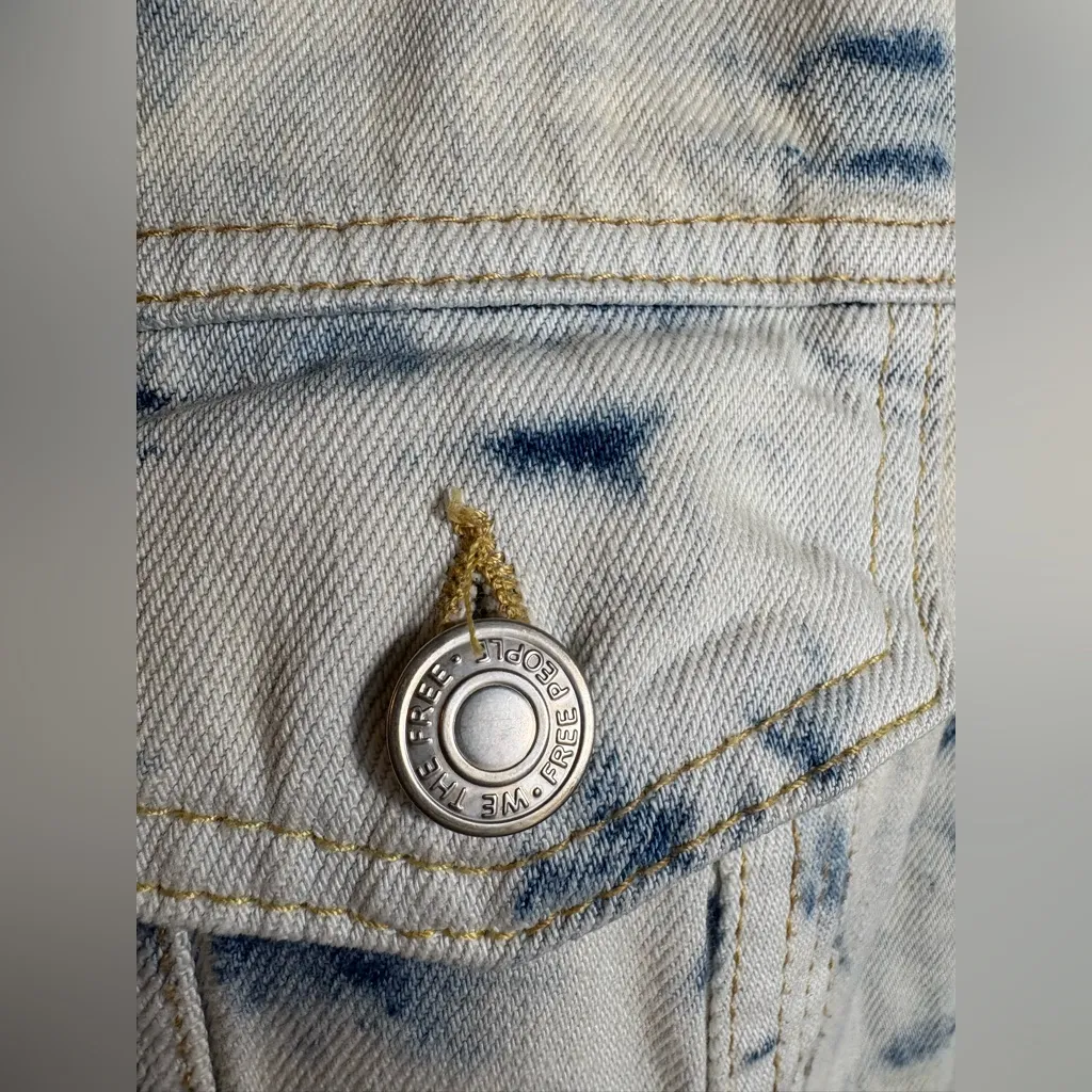 FREE People Rumors Denim Jacket in Jones Tie Dye Blue‎ Size Small EEUC 0436 - Image 9