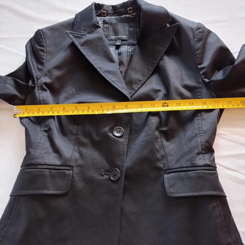 The Limited Black Blazer Button closure size 6 Women’s Jacket - Image 10