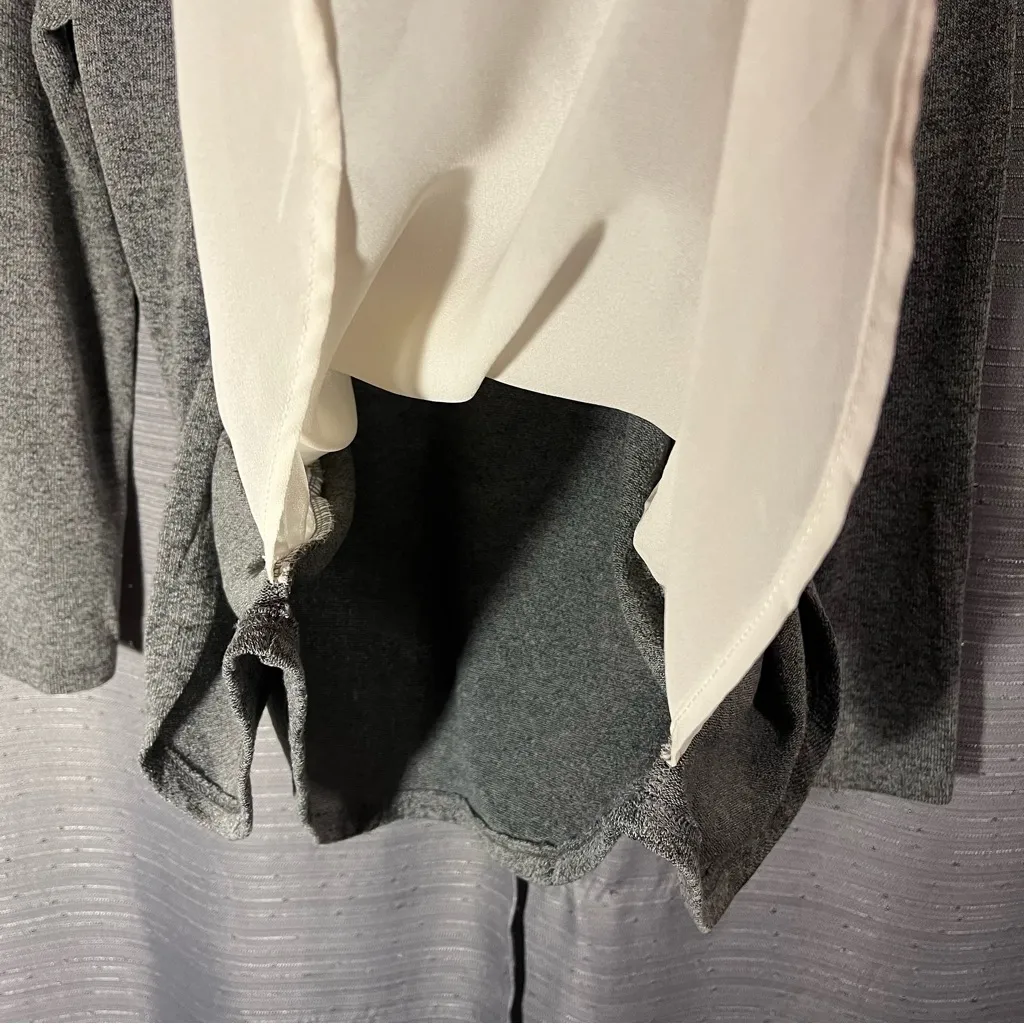 Gilli Long Sleeve Open Back Top Gray Size XXL - Image 3