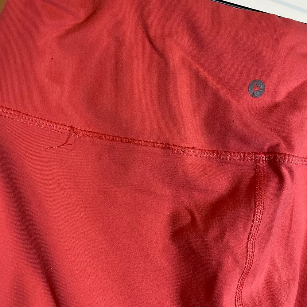 90° Salmon Capri Leggings Medium VGUC• Pink - Image 3