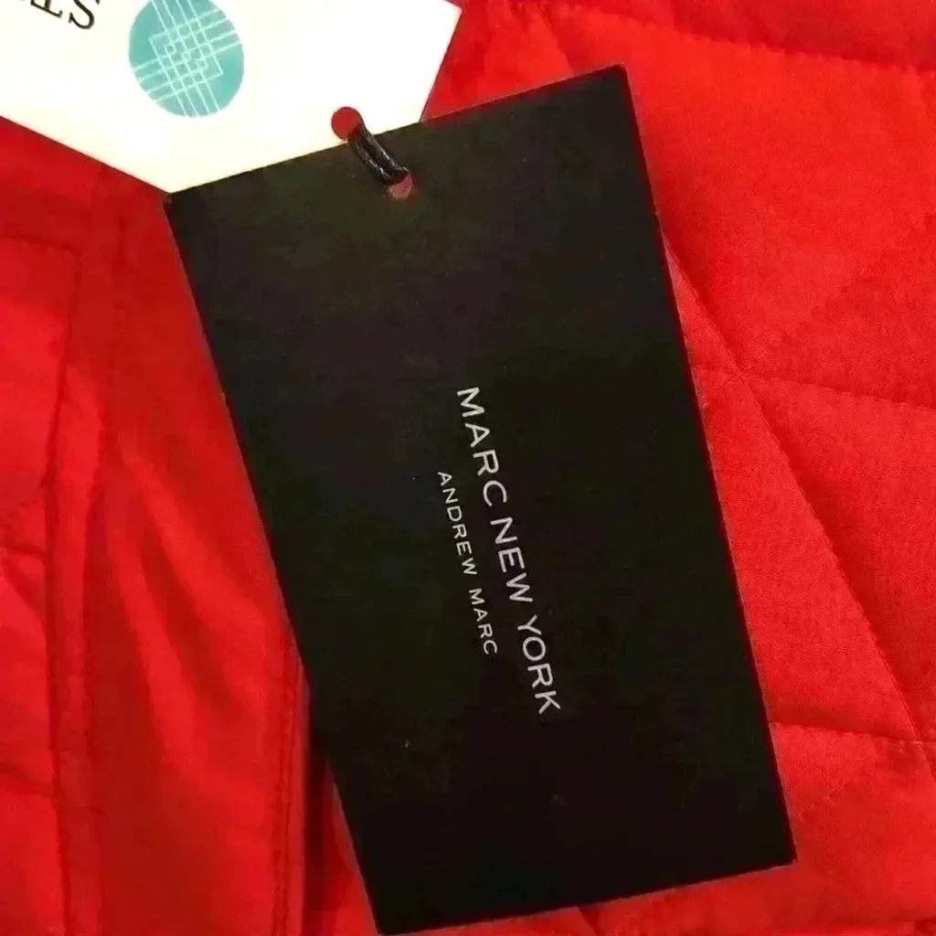 NWT Marc New York Skien Quilted Red Vest with Zip Pockets & Detachable Hood - Image 7