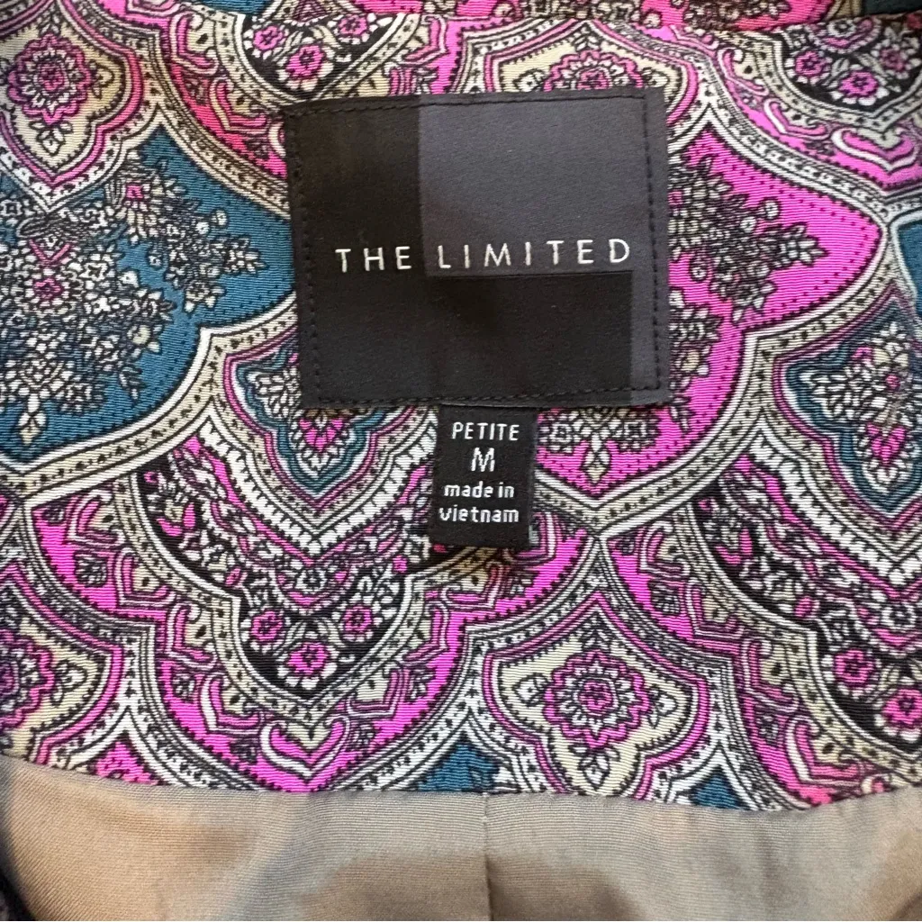 The Limited Scallop Paisley Mandala Print Single Button Lightweight Jacket - Image 10