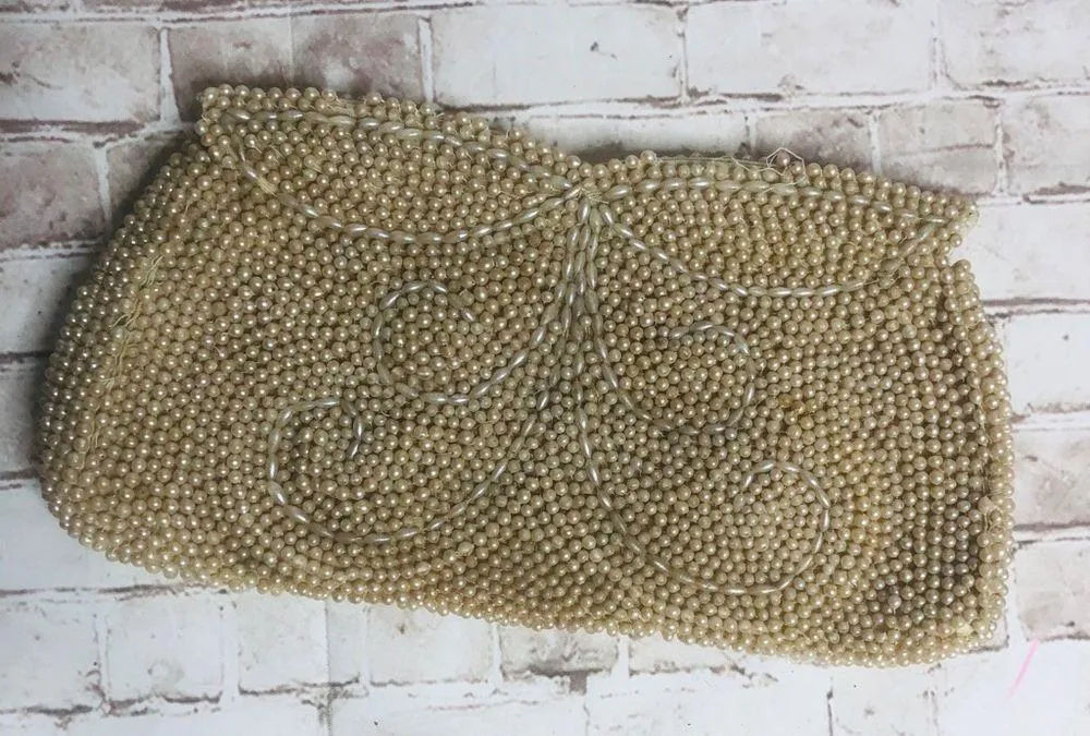 Vintage Pearl Clutch - Image 6
