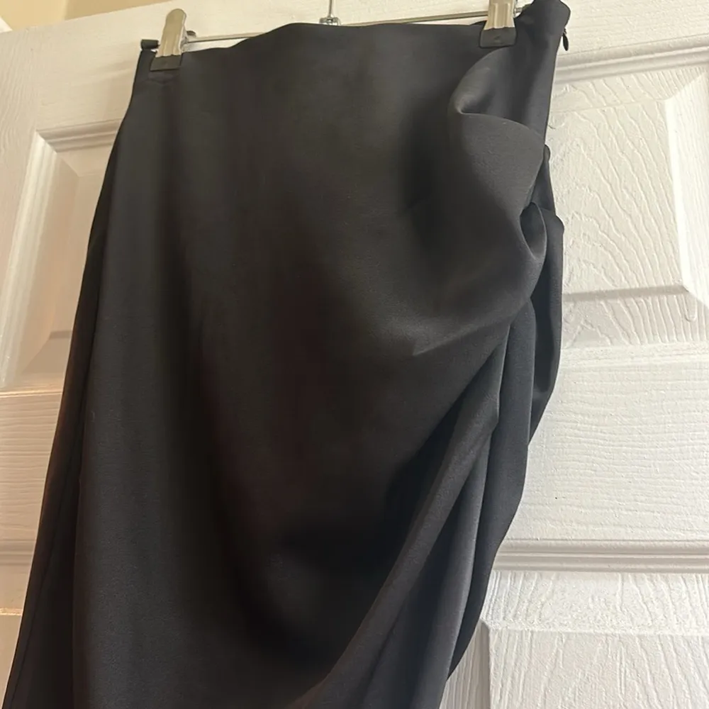 Gianni Bini Catherine Satin Asymmetric High Rise Skirt - Image 2