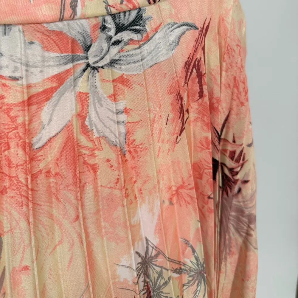 ASOS Satin Pleated Midi Skirt in Tropical Floral size 14 NWT - Image 5