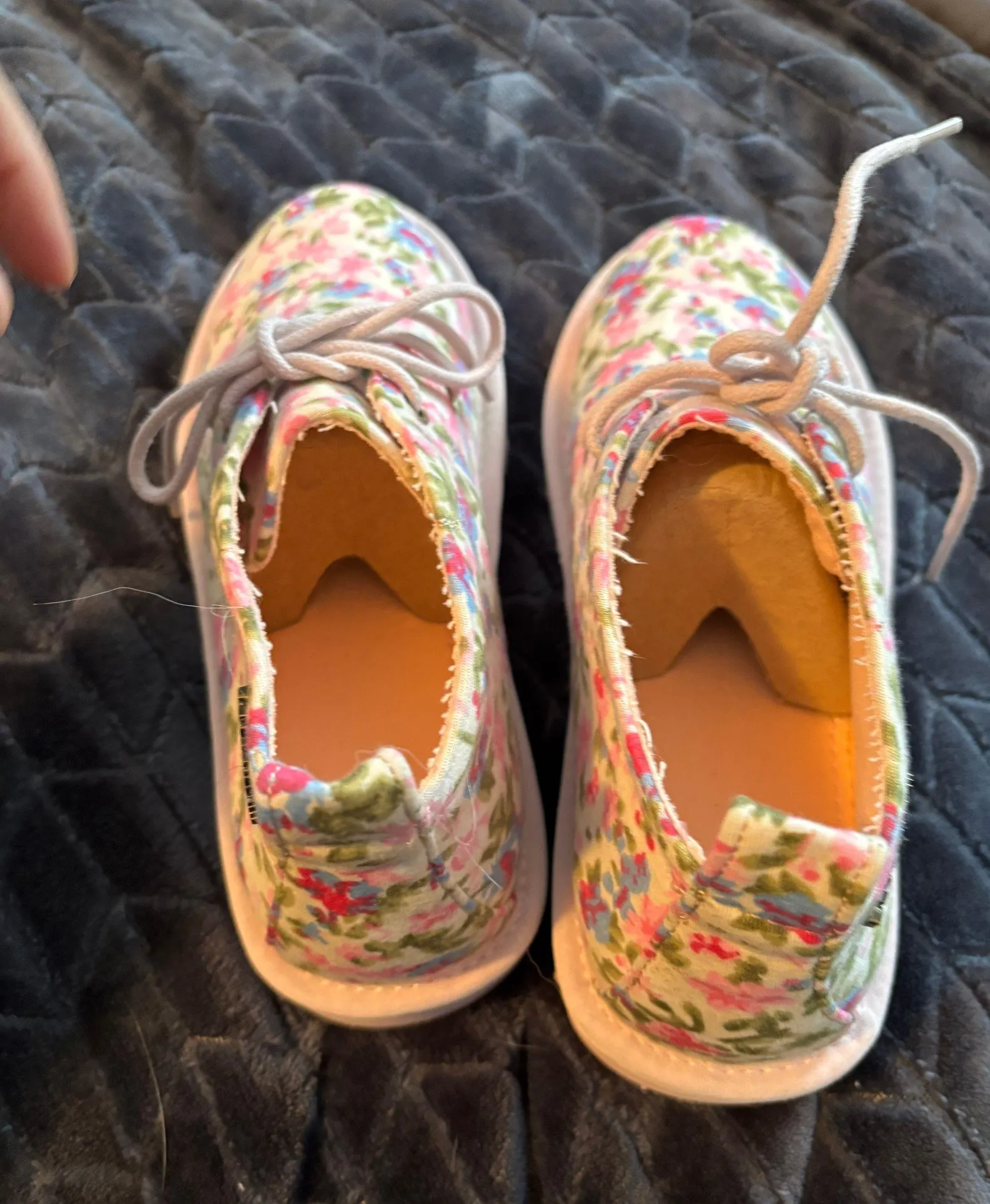 BEARPAW Spring Boots - Image 5