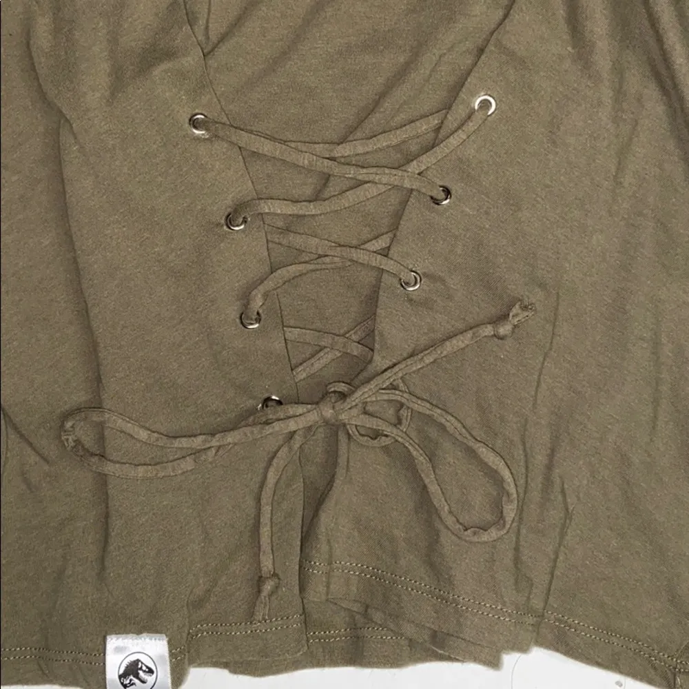 Jurassic World veggie saurus shrt sleeve corset Green Size XL - Image 3