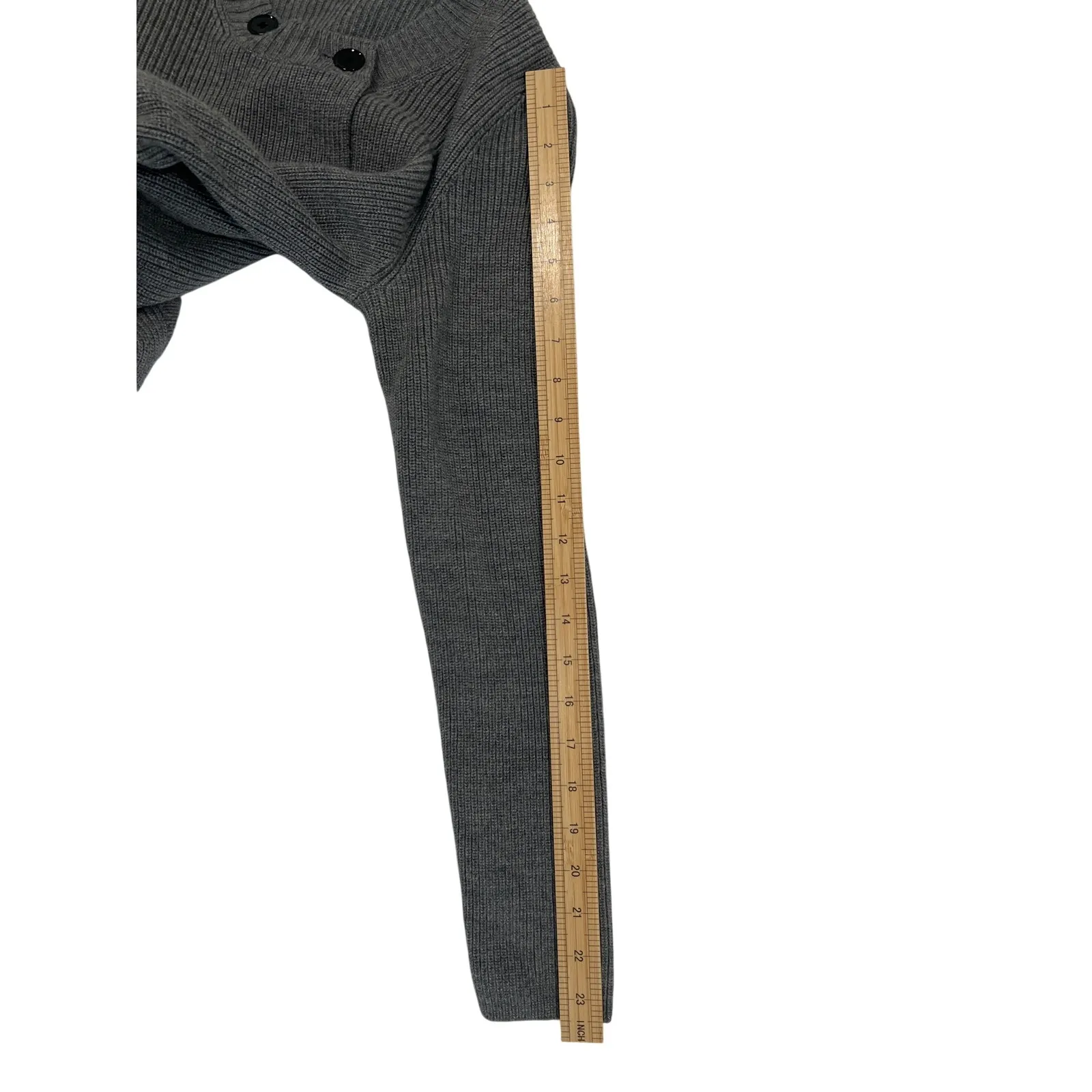 Banana Republic Gray Merino Fine Wool Sweater Women's Size M Button Cardigan - Image 9