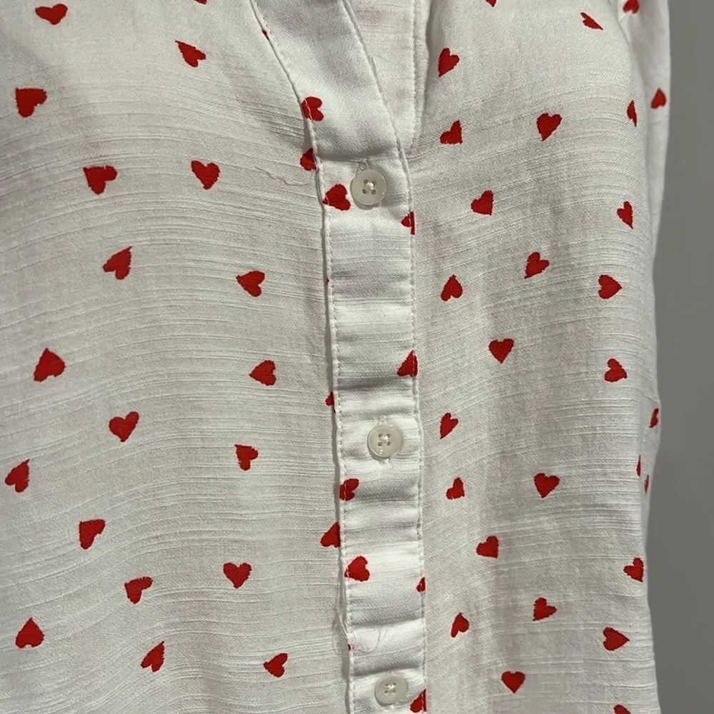 Lucky NWOT White and Red Heart Print Women's button up - small - Image 7