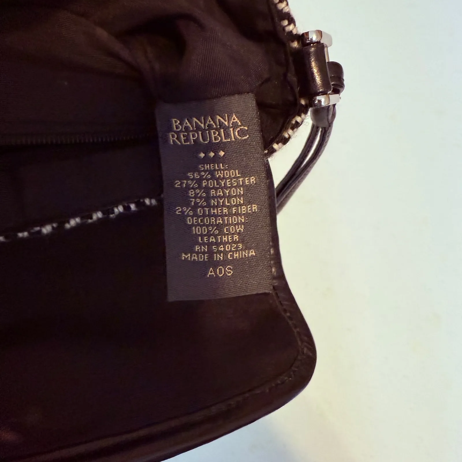 Banana Republic Clutch Black Herringbone Wool Blend Leather‎ Trim Wristlet Bag - Image 7