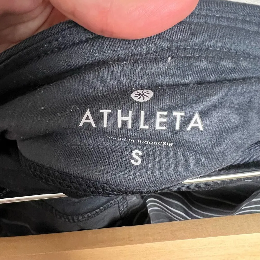 Athleta Ready Set Go Black Striped Athletic Running Shorts Size Small - Image 5