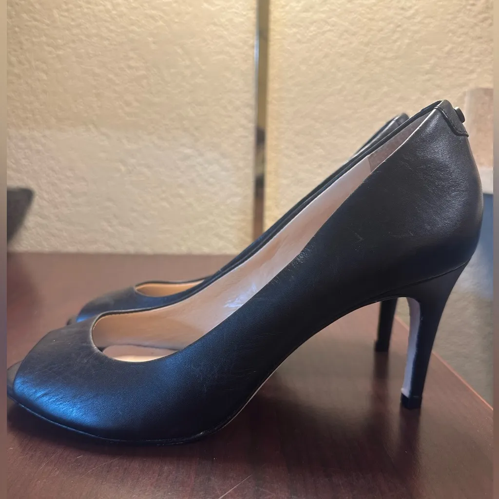 Antonio Melani  Black Heels Classic Design - Image 7