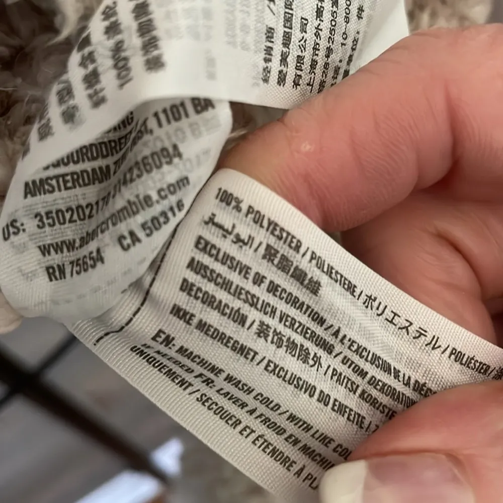 EUC Hollister open front Sherpa long sleeve jacket/duster - Image 6