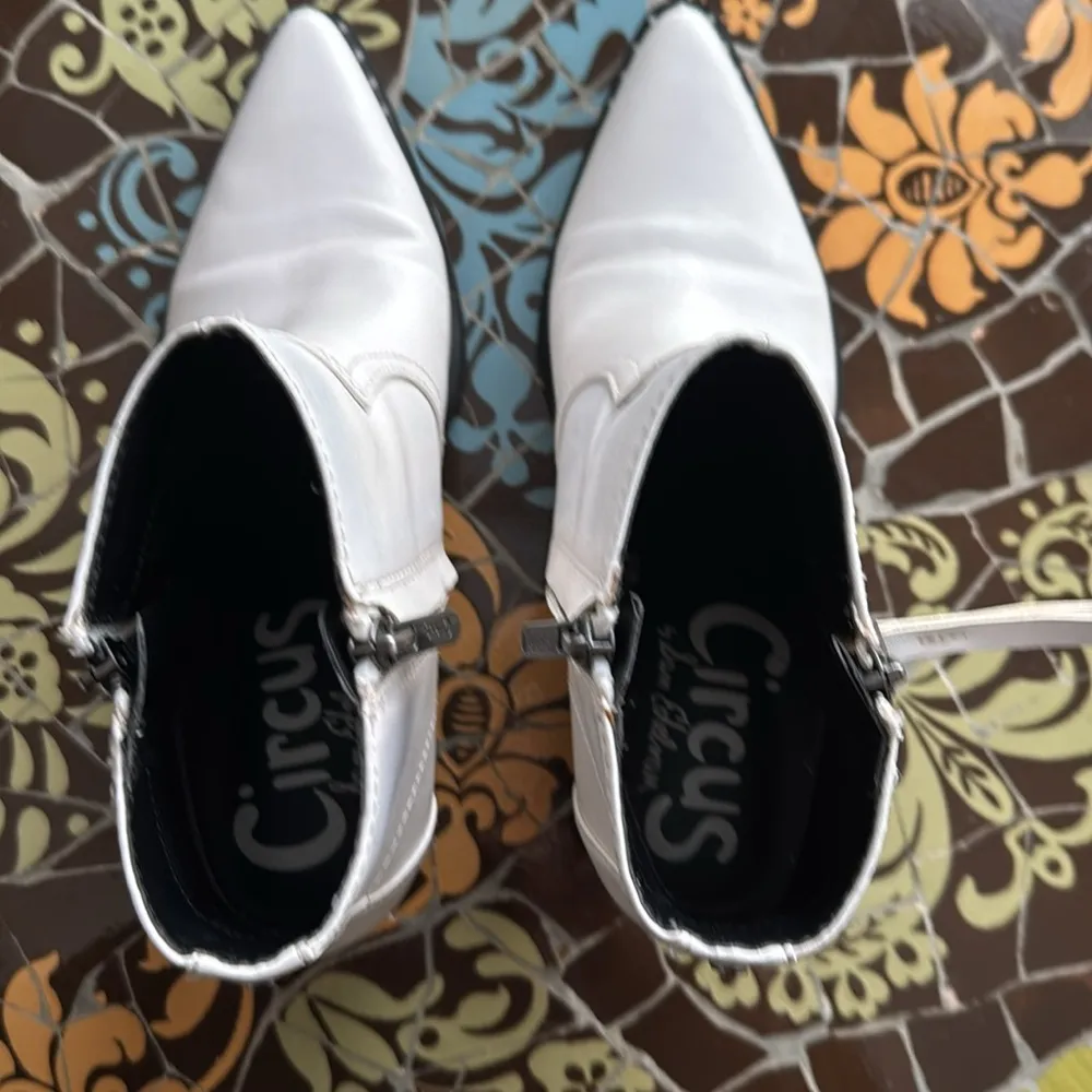 CIRCUS White Ankle Boots by Sam Edelman SZ: 7.5 - Image 8